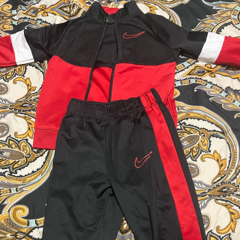 Toddler boy Nike set